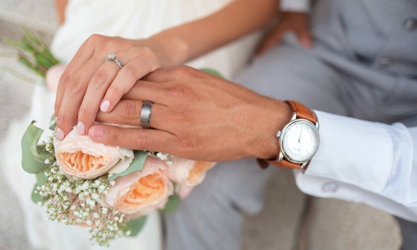 Η σημασία πίσω από την πιο δημοφιλή ατάκα στους γάμους που δεν ήξερες