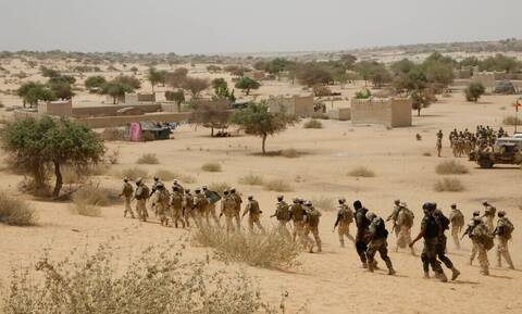 Σκηνές «Φαρ Ουέστ» στο Τσαντ: Πάνω από 100 νεκροί σε συγκρούσεις χρυσωρύχων