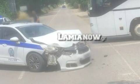 Λαμία: Σφοδρό τροχαίο με περιπολικό και αγροτικό όχημα