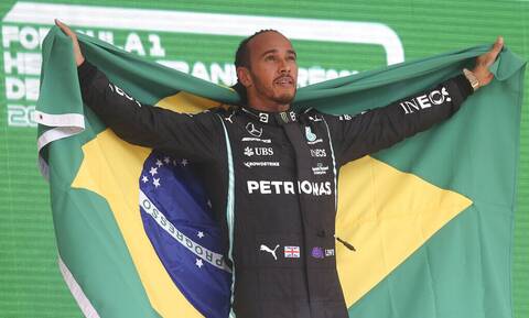Formula 1: Ο Λιούις Χάμιλτον γίνεται παραγωγός στην ταινία του Μπραντ Πιτ – Έγινε Βραζιλιάνος!