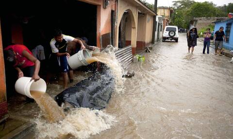 Γουατεμάλα: Τουλάχιστον 15 νεκροί και 500.000 πληγέντες από τις σφοδρές βροχοπτώσεις