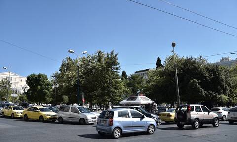 Κίνηση live: Aποκαταστάθηκε η κυκλοφορία των οχημάτων στη λεωφόρο Αλεξάνδρας
