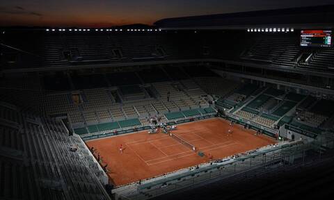 Roland Garros: Το κεντρικό court θα φιλοξενήσει αγώνα μπάσκετ – Πρώτη φορά μετά το 1947!