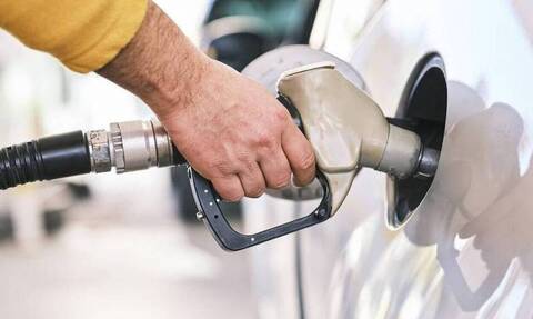 Fuel Pass 2: Πότε ανοίγει η πλατφόρμα για τις αιτήσεις - Αλλαγές σε χρήματα και δικαιούχους