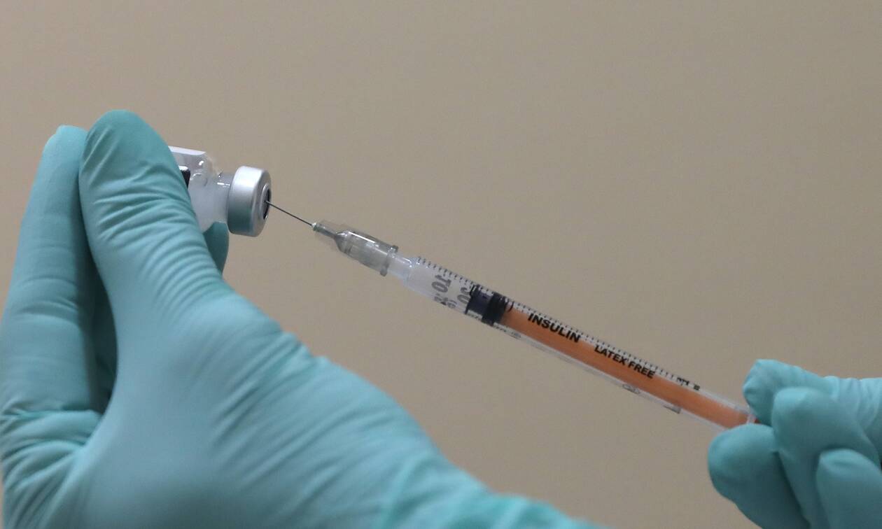 Κορονοϊός: Εισήγηση για τέταρτη δόση εμβολίου για τους άνω των 30 ετών