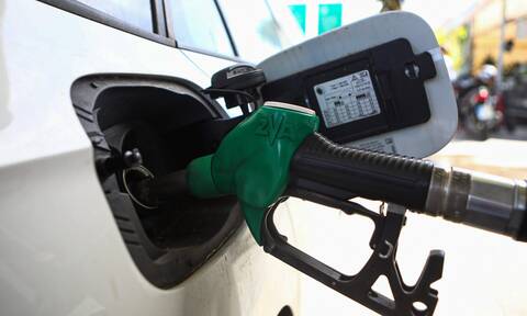 Fuel pass 2: Έρχεται το νέο επίδομα βενζίνης – Δικαιούχοι και αιτήσεις