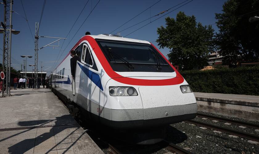 Σέρρες: Εκτροχιάστηκε επιβατικό τρένο κοντά στη Νέα Ζίχνη  - Δεν υπήρξε κανένας τραυματισμός