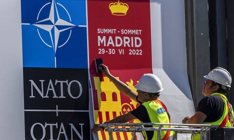 NATO: Η απειλή της Τουρκίας να θέσει βέτο στην ένταξη νέων μελών επισκιάζει τη σύνοδο της Μαδρίτης