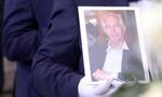 Κηδεία Κωνσταντίνου Τζούμα: Θλίψη στο τελευταίο «αντίο»
