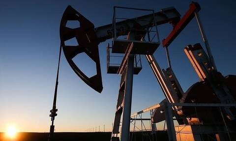 Цена нефти Brent снизилась до $111,61 за баррель