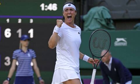 Wimbledon: Ο πρώτος major ημιτελικός ήρθε με ανατροπή για τη Ζαμπέρ - Τα highlights