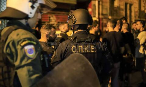 Νύχτα έντασης στα Εξάρχεια: Έρευνες της Αστυνομίας σε μπαρ, 33 προσαγωγές