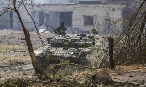 Ουκρανία: Η Ρωσία ανακοίνωσε πως κατέστρεψε μεγάλη αποθήκη πυρομαχικών κοντά στη Σολεντάρ