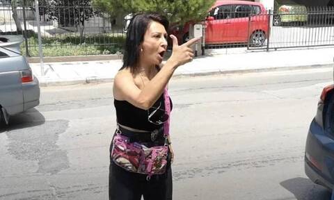 Εξαγριωμένη πολίτης για τα τροχαία στη Νικόπολη: «Θα μπω με όπλα στο δημαρχείο, κοπρόσκυλα»