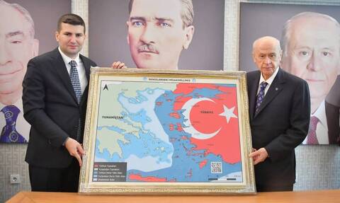 FAZ: «Πάρτε στα σοβαρά τον Ερντογάν και τους κολλητούς του για τα ελληνικά νησιά»