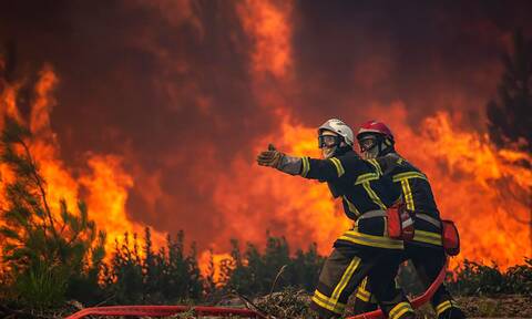 Κλιματική κρίση:Έφερε Megafires και στην ευάλωτη Μεσόγειο - Πυρκαγιές σε Γαλλία, Ισπανία, Πορτογαλία