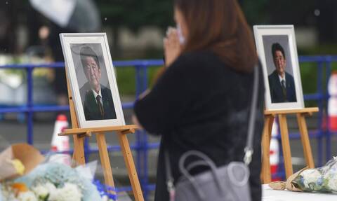 Ιαπωνία: Στις 27 Σεπτεμβρίου η επίσημη τελετή κηδείας στη μνήμη του δολοφονηθέντος Σίνζο Άμπε
