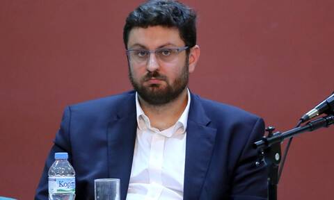 Ζαχαριάδης: «Η κυβέρνηση σπάει κάθε ρεκόρ στους μετακλητούς»