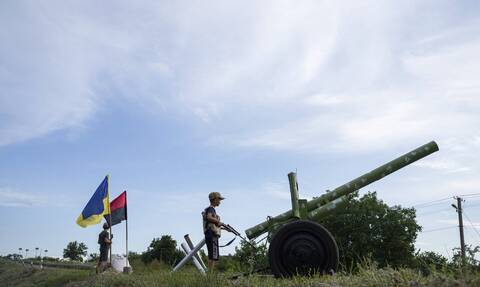 CBS: Γιατί τα όπλα που στέλνει η Δύση στην Ουκρανία δεν φθάνουν πάντα στην πρώτη γραμμή