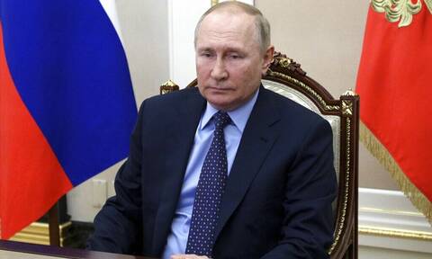 Κρεμλίνο: Δεν υπάρχει βάση για συνάντηση Πούτιν-Ζελένσκι