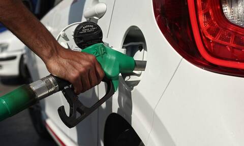 Fuel Pass 2: Ξεκίνησαν οι πληρωμές για το επίδομα βενζίνης– Μέχρι πότε κάνουμε αίτηση