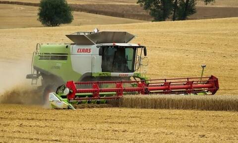 Ε-FARM: Η πλατφόρμα που πρέπει να επισκεφτείς για να αποκτήσεις το επόμενο αγροτικό σου μηχάνημα