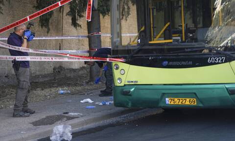 Ιερουσαλήμ: Επτά τραυματίες, οι δύο πολύ σοβαρά, σε επίθεση εναντίον λεωφορείου