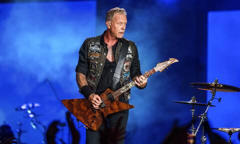 Metallica: Διαζύγιο για τον τραγουδιστή Τζέιμς Χέτφλιντ μετά από 25 χρόνια γάμου