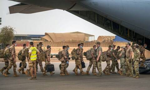 Γαλλία: Ανακοίνωσε την αποχώρηση όλων των στρατιωτών της από το Μάλι