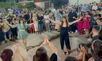 Ρέθυμνο: Ξεσήκωσαν την Κοξαρέ οι Κρητικοπούλες με τον χορό τους