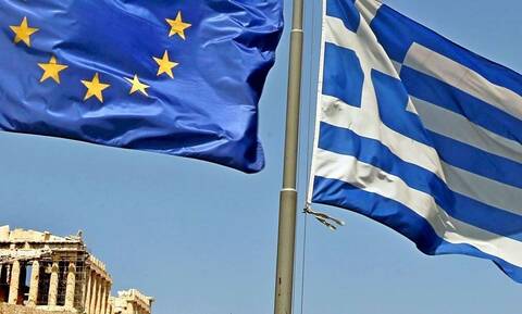 Греция эффективно завершила реформы и освободилась от контроля кредиторов