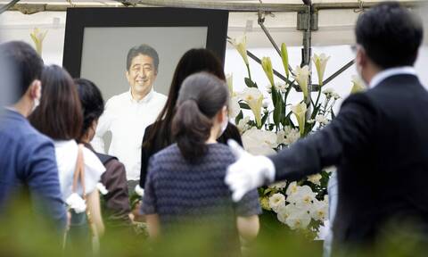 Δολοφονία Άμπε: Παραιτήθηκε ο αρχηγός της ιαπωνικής αστυνομίας - Αναγνώρισε κενά και ελλείψεις