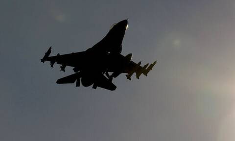 Η Ελλάδα «σβήνει» ξανά την προβοκάτσια της Τουρκίας: Μυθεύματα το «κλείδωμα» των F-16 από τους S-300
