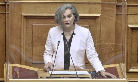 Σακοράφα: Θα υπερψηφίσουμε την πρόταση ΠΑΣΟΚ - Θύμα του παρακράτους ο Ανδρουλάκης