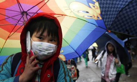 Ιαπωνία: Η πιο ζεστή πόλη δίνει δωρεάν ομπρέλες στα παιδιά για την προστασία απο τον ήλιο