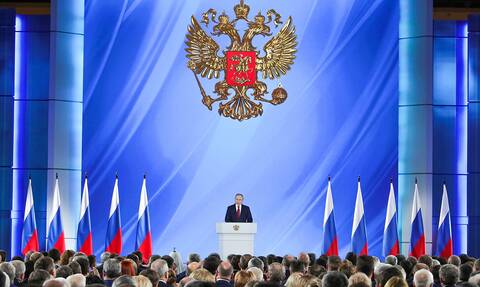 Путин выступит с посланием Федеральному собранию до конца 2022 года