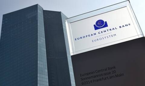 Ιστορική αύξηση των επιτοκίων από την ΕΚΤ – Χαμηλώνει τον πήχη για την ανάπτυξη