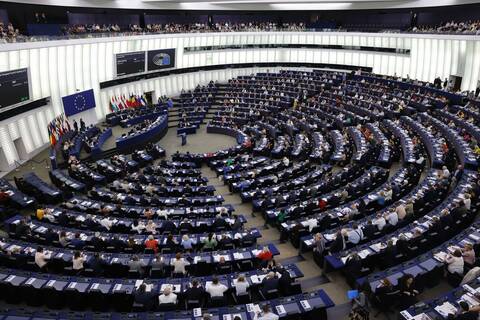 Συζήτηση στις Βρυξέλλες για τις παρακολουθήσεις στην Ελλάδα, ενοχλημένη η εισηγήτρια