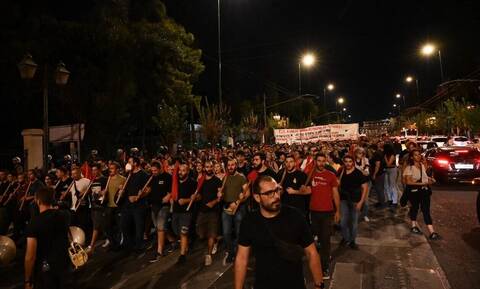 Ολοκληρώθηκε το συλλαλητήριο κατά της πανεπιστημιακής αστυνομίας - Άνοιξαν οι δρόμοι στην Αθήνα