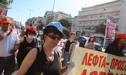 ΔΕΘ 2022: Πορεία υγειονομικών στη Θεσσαλονίκη