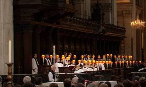 Βρετανία: Η νέα εκδοχή του εθνικού ύμνου ακούστηκε στον καθεδρικό ναό του Αγίου Παύλου στο Λονδίνο