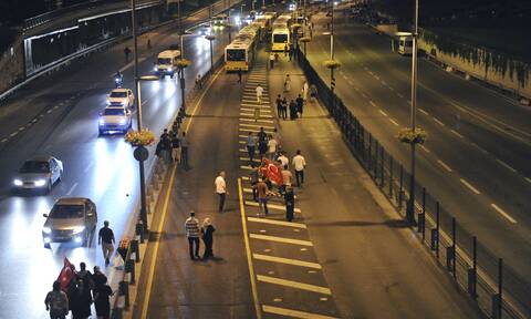 Καραμπόλα τεσσάρων λεωφορείων με σχεδόν εκατό τραυματίες στην Κωνσταντινούπολη