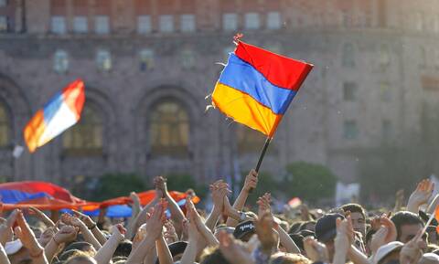 Αρμενία - Αζερμπαϊτζάν: Εκεχειρία ανακοίνωσε το Γερεβάν - «Σιγή ιχθύος» από Μπακού