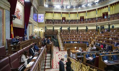 Ισπανία: Εγκρίθηκε από το κοινοβούλιο η ένταξη της Σουηδίας και της Φινλανδίας στο ΝΑΤΟ