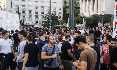 Συγκέντρωση διαμαρτυρίας στο Πανεπιστήμιο της Αθήνας για τα επεισόδια στο ΑΠΘ