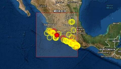 Ισχυρός σεισμός μεγέθους 7,4 Ρίχτερ στο Μεξικό - Προειδοποίηση για τσουνάμι