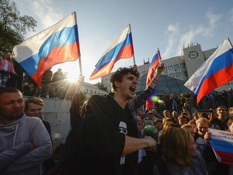 Ρωσία: Διαδηλώσεις υπέρ της προσάρτησης των εδαφών του Ντονμπάς