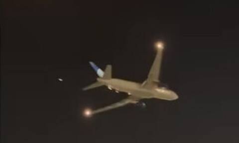 ΗΠΑ: Αεροσκάφος φλεγόταν επί 90 λεπτά στον αέρα - Ο πιλότος το προσγείωσε με ασφάλεια