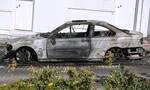 Λάρισα: Αυτοκίνητο κάηκε ολοσχερώς εν κινήσει