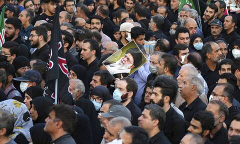 Ιράν: Συνεχίζονται οι διαδηλώσεις για τον θάνατο της Μαχσά Αμινί - Νεκροί, συλλήψεις και επεισόδια